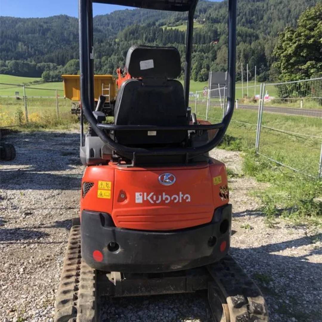 Mini-pelle Kubota U17-3 (2015) – 1,6T