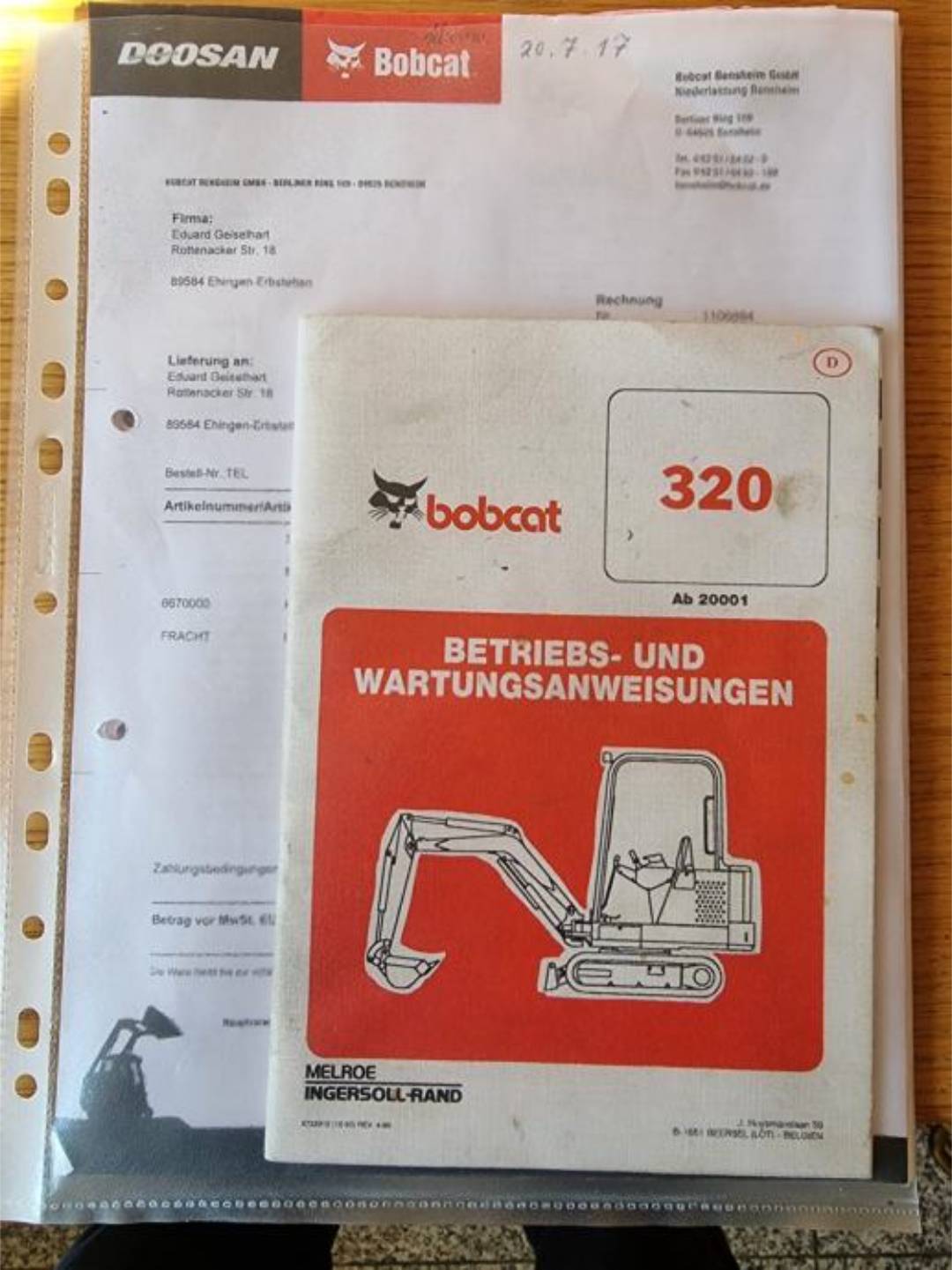 Mini Pelle Bobcat 320 (1997) – État Exceptionnel avec Remoque