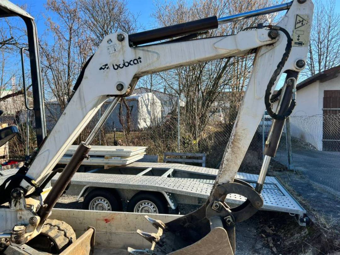 Mini Pelle Bobcat 320 (1997) – État Exceptionnel avec Remoque