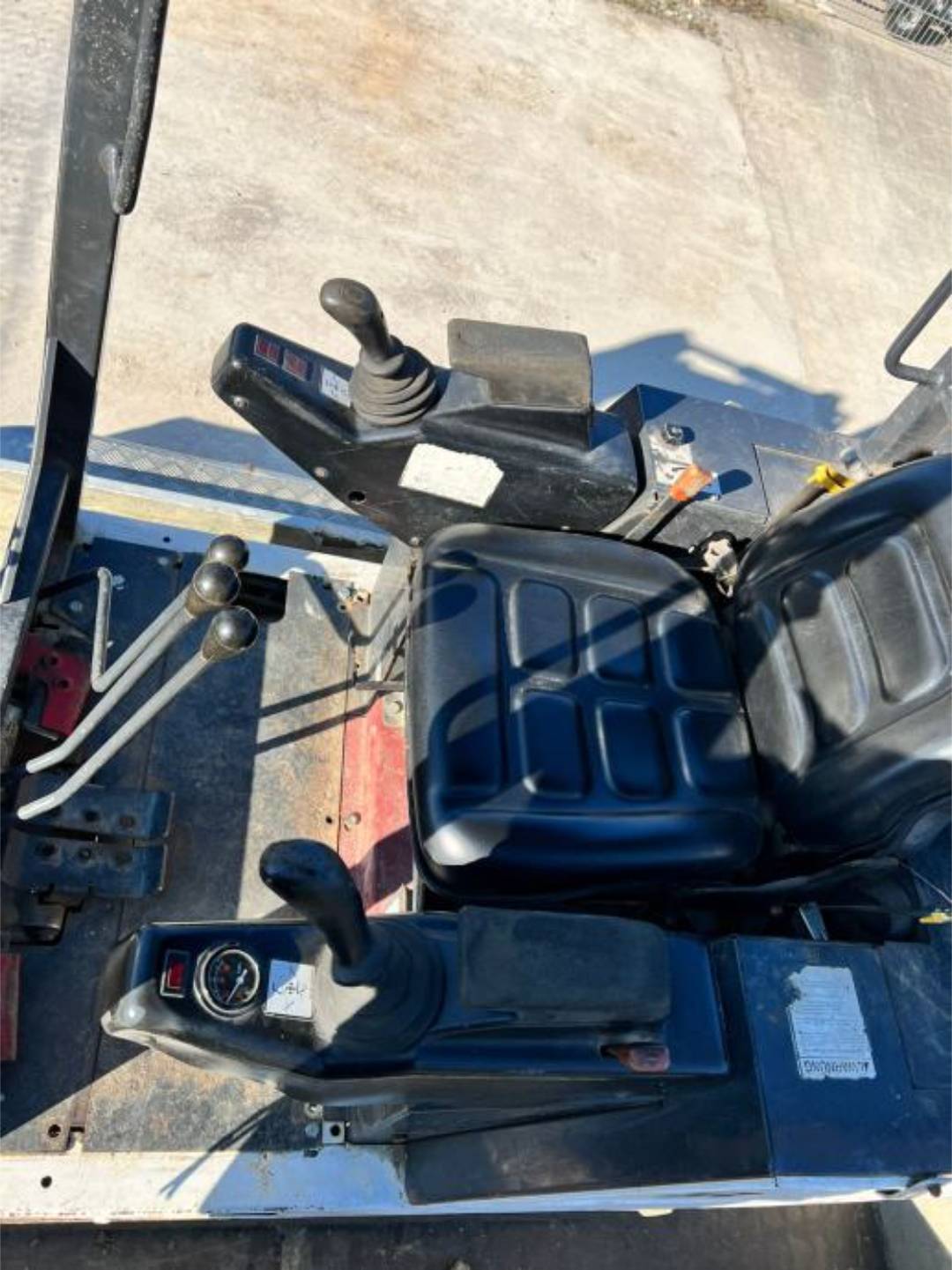 Mini Pelle Bobcat 320 (1997) – État Exceptionnel avec Remoque