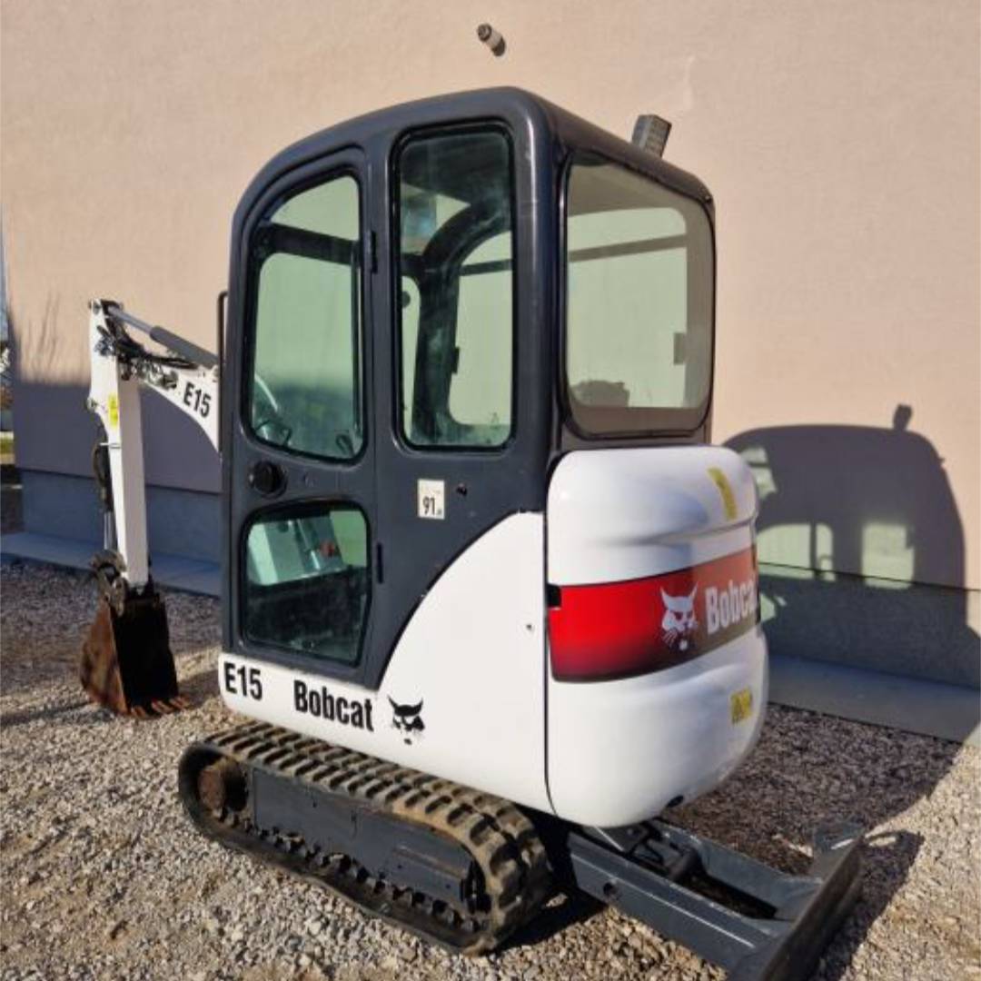 Mini-pelle Bobcat E15 – 1,5T (2015)