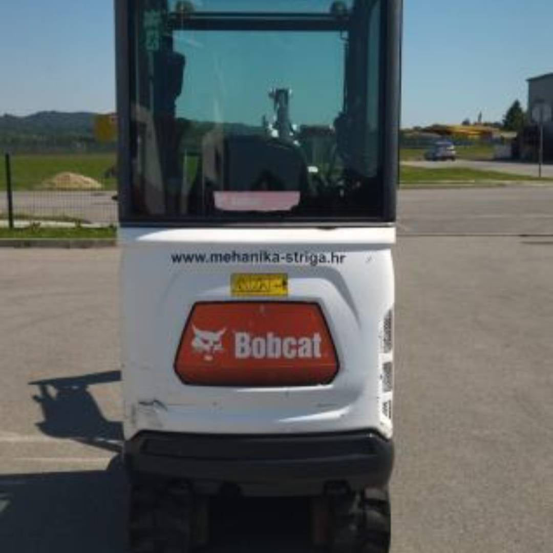 Mini-pelle Bobcat E19 (2016) – 1,9T