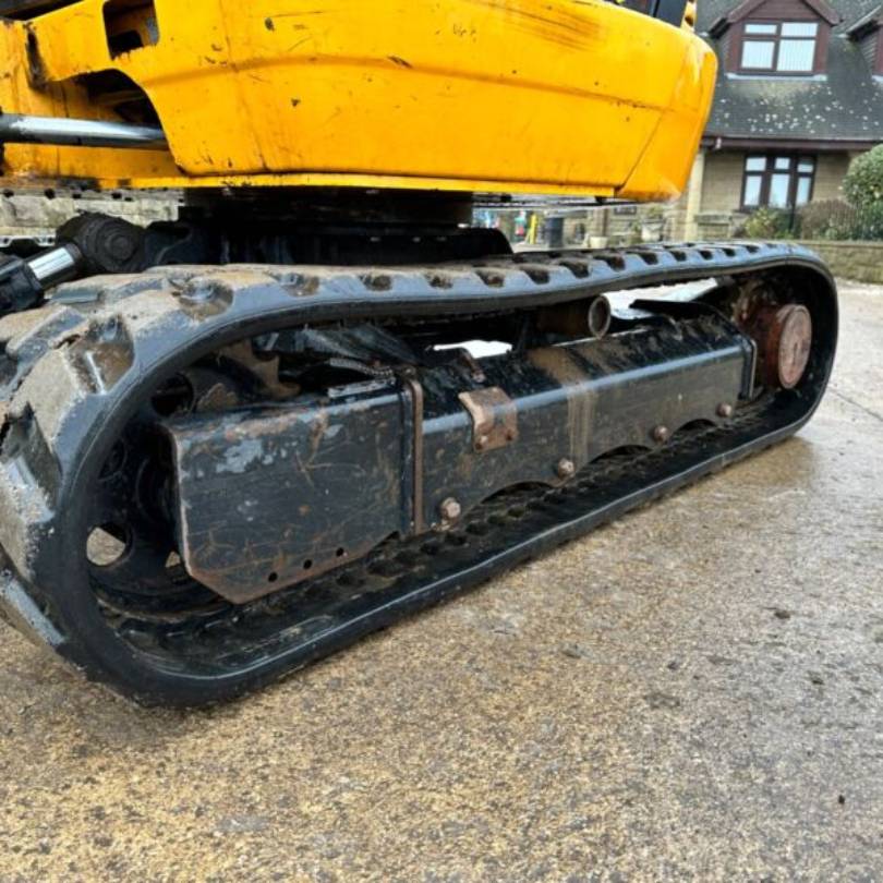 Mini-Pelle JCB 8030ZTS (2012) – 2,8T en Excellent État