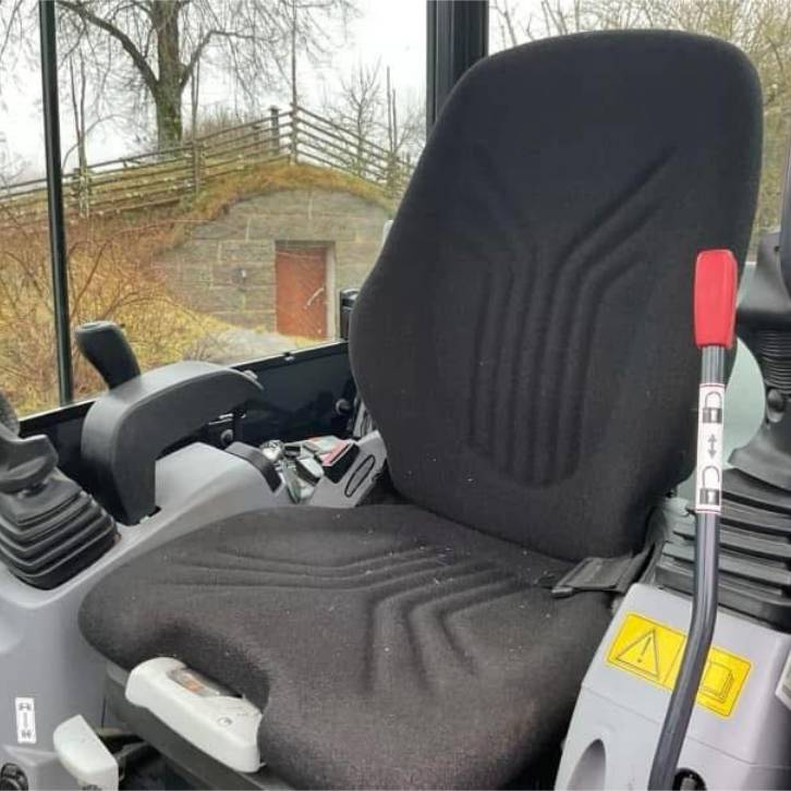 Mini-Pelle Kubota KX019-4 (2021) – Performance et Précision