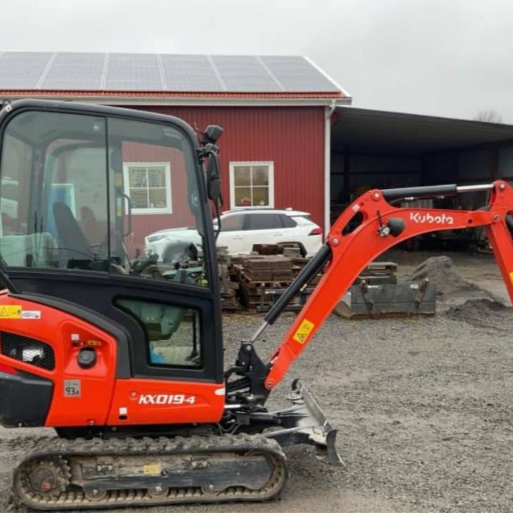 Mini-Pelle Kubota KX019-4 (2021) – Performance et Précision