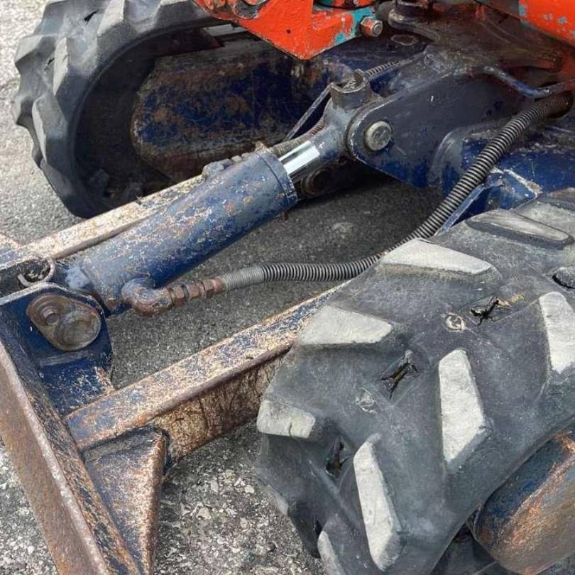 Mini-Pelle Kubota KX 08 (1994) – 0,8T Compacte et Robuste