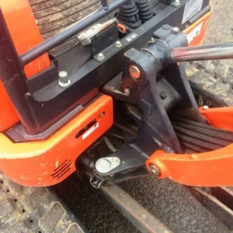 Mini-pelle Kubota U17-3 (2015) – 1,6T