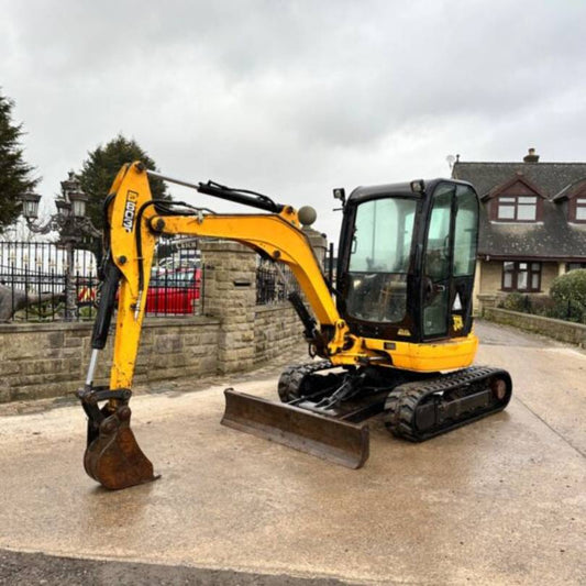 Mini-Pelle JCB 8030ZTS (2012) – 2,8T en Excellent État